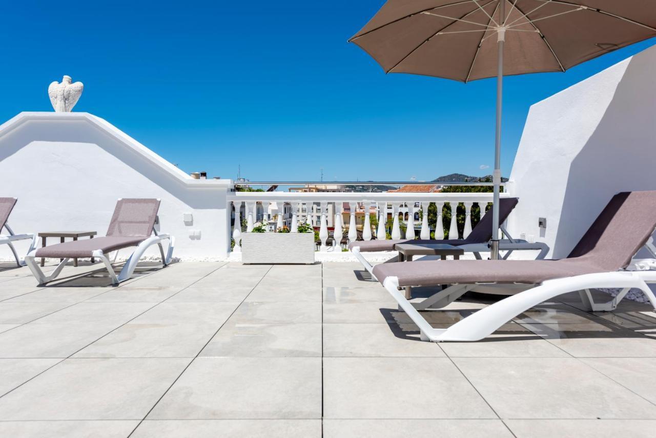 Apartamentos Toboso Plaza Нерха Экстерьер фото Terrace